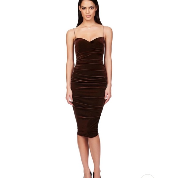 Nookie Rumi Midi Dress in Chocolate Velvet Ruched Sides Stretch Shoulder Straps - Picture 3 of 10